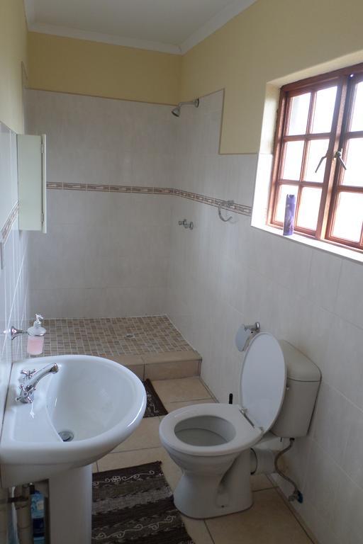 Country Link Guest Lodge Komatipoort Bagian luar foto